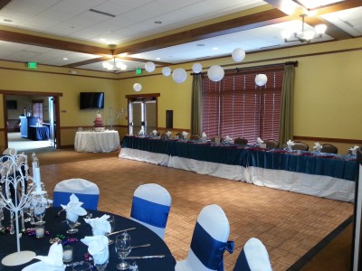 Banquet reception seating